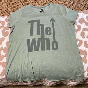 Plus size band shirt